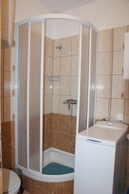 Apartments Kairos - Bili 9 Каштела Экстерьер фото